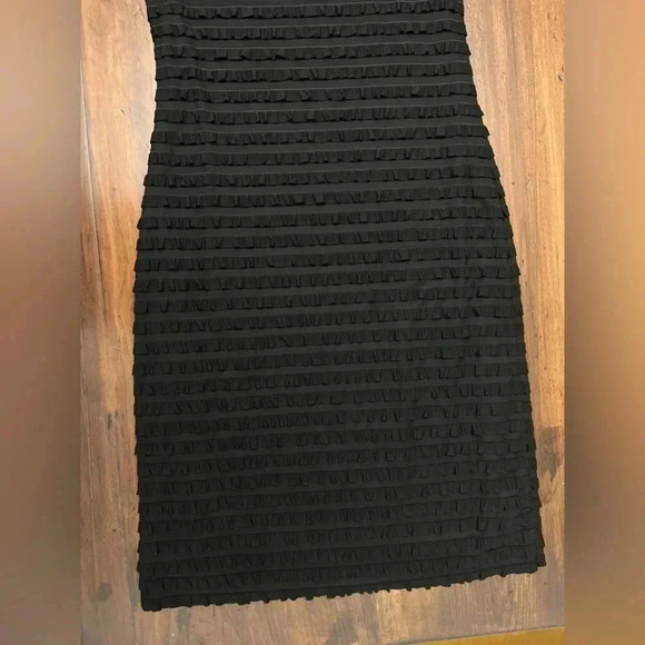 Frank Lyman Design Ruffle Dress Size 6 Ruffles Midi Lined Stretch Square Modest - Picture 8 of 13
